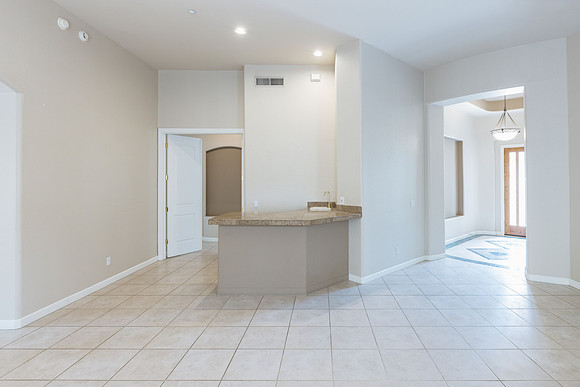 7369 E. Del Acero Dr-2395