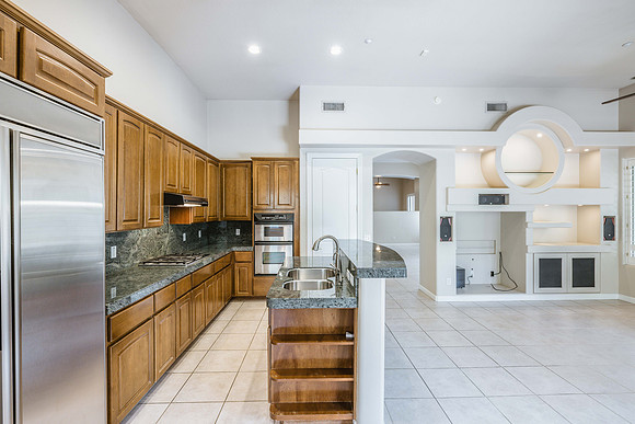 7369 E. Del Acero Dr-2495