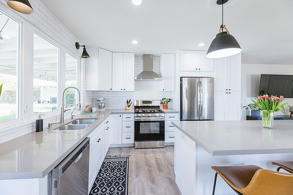 1326 W Roma Ave-8422