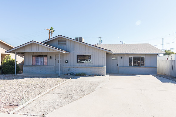 315 E 9th St-3