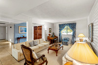 7125 N 20th Ave-7768