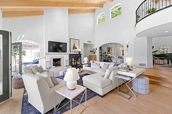 Treasure Cove Dr-8574