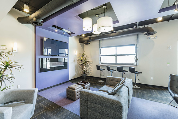 535 West Thomas Road 503-9301