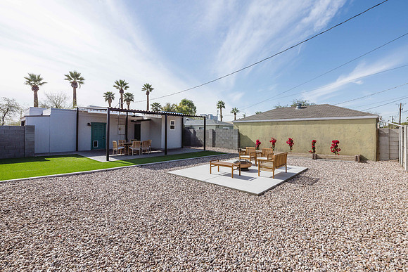 1346 E Palm-