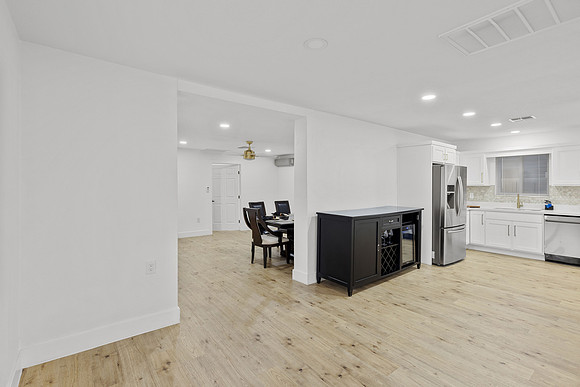 701 W Windsor-1287