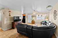 4118 W Orangewood Ave-1740