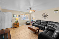 4118 W Orangewood Ave-1749