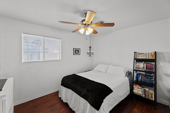 4118 W Orangewood Ave-1767