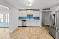 438 E Pierce St -7035