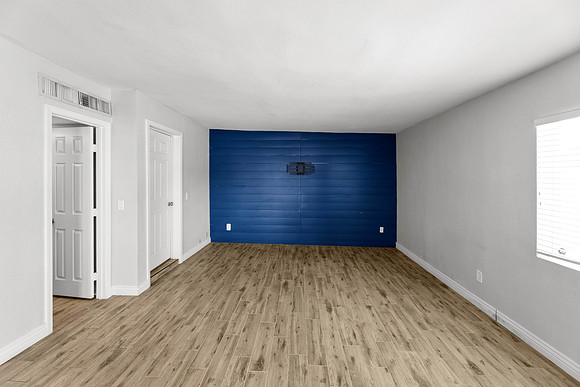 438 E Pierce St -7050