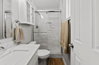 438 E Pierce St -7095