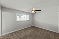438 E Pierce St -7107