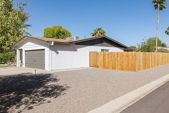 14037 N 57th St -3059