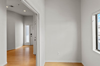 4533 N 22nd St 211-8421
