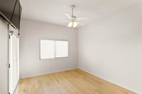 4533 N 22nd St 211-8436