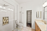 4533 N 22nd St 211-8442