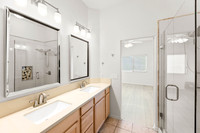 4533 N 22nd St 211-8448