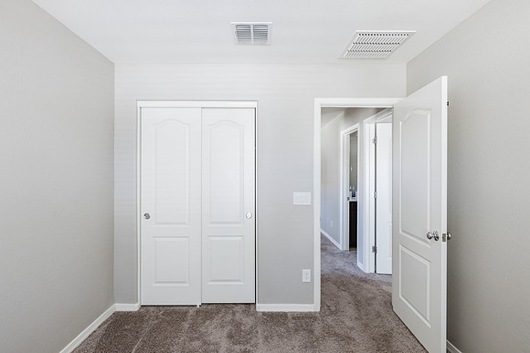9419 S 34th Ln-0536