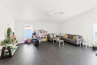 1457 N Hobson-9125