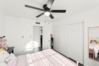 1457 N Hobson-9077