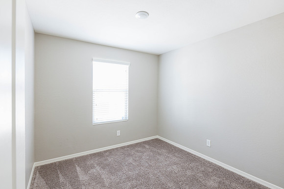 9419 S 34th Ln-0534