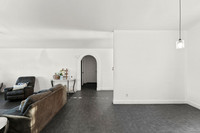 1457 N Hobson-9134