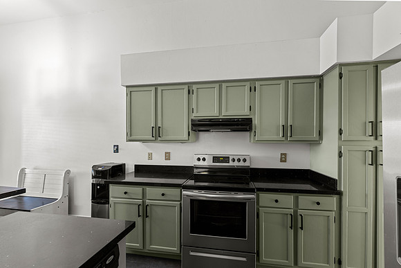 1457 N Hobson-9131