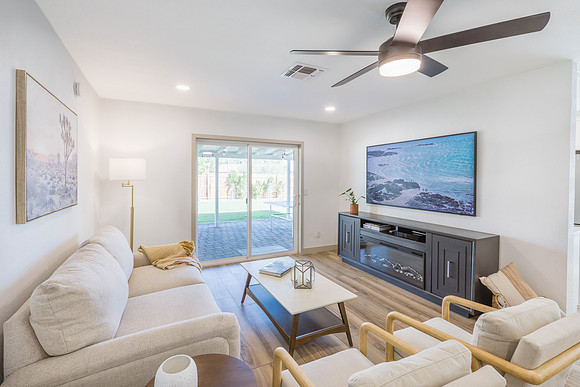 14037 N 57th St --9