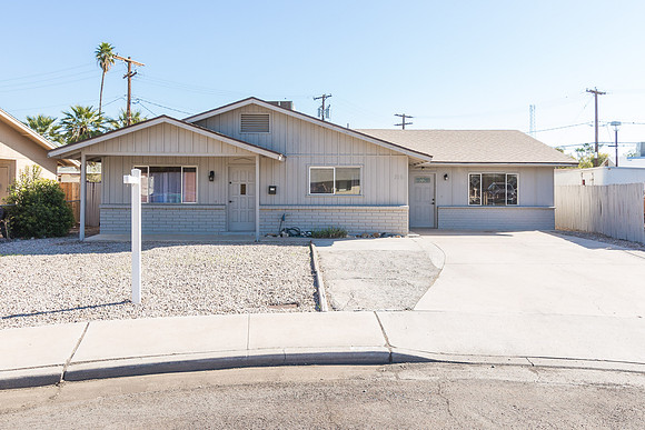 315 E 9th St-2