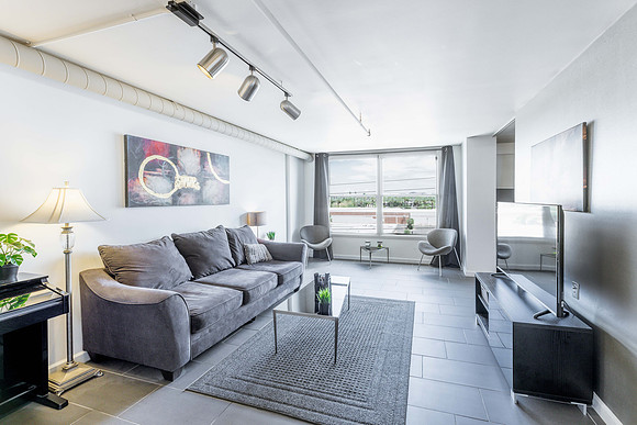 535 West Thomas Road 503--4