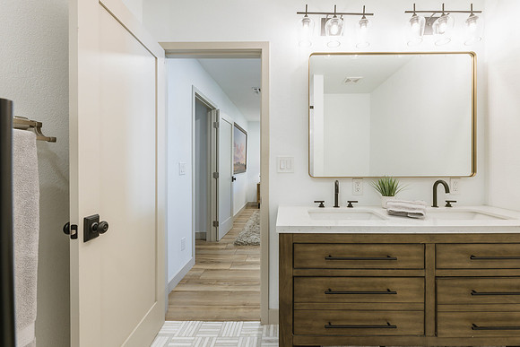 14037 N 57th St --21