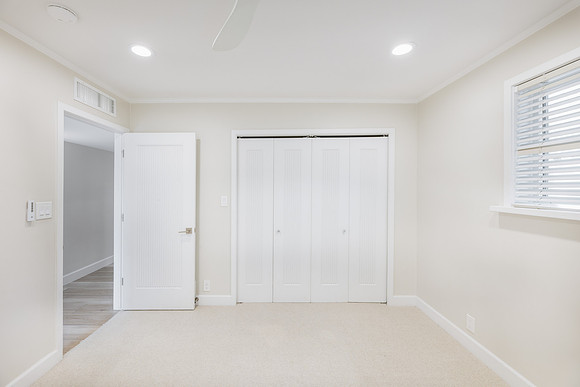 6040 N 22nd Pl-7200