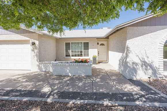 12220 N 49th Pl -7992
