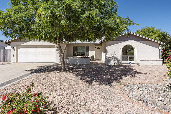 12220 N 49th Pl -7989