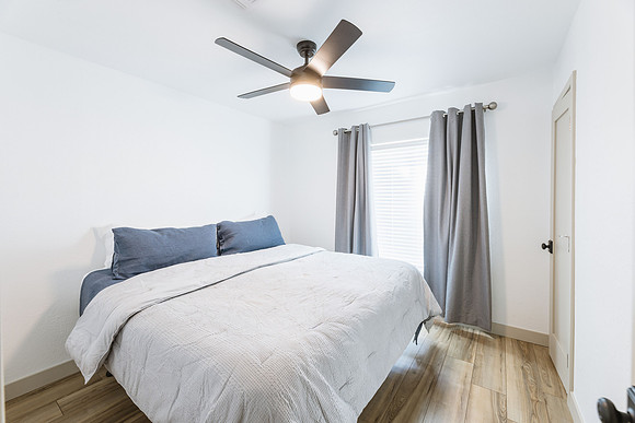 14037 N 57th St --12