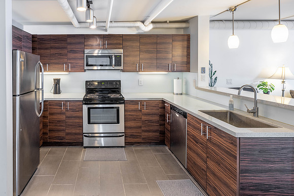 535 West Thomas Road 503-