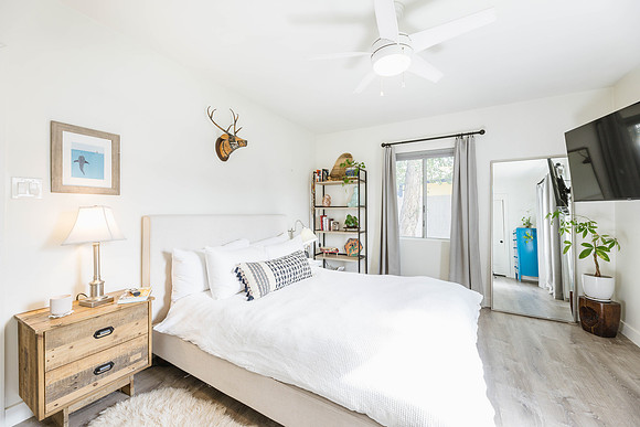 1326 W Roma Ave-8262