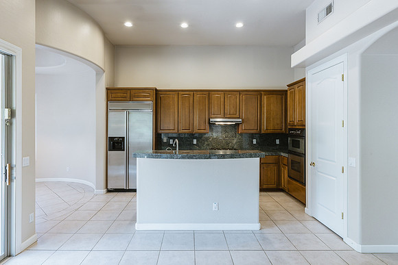 7369 E. Del Acero Dr-2474