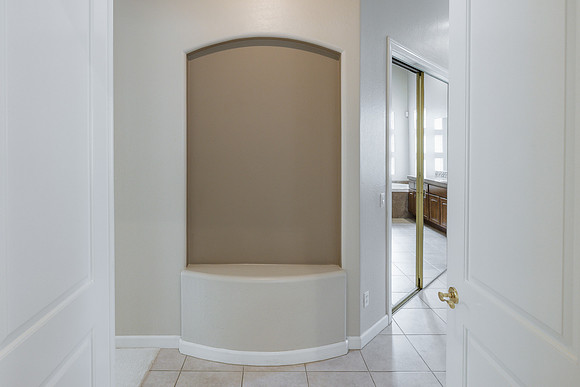7369 E. Del Acero Dr-2419