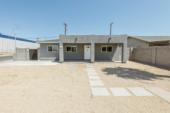 1546 W Pierce St-9935