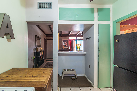 630 N 10th Ave-10