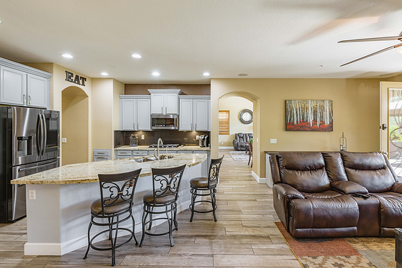 7135 W Morning Vista-8597