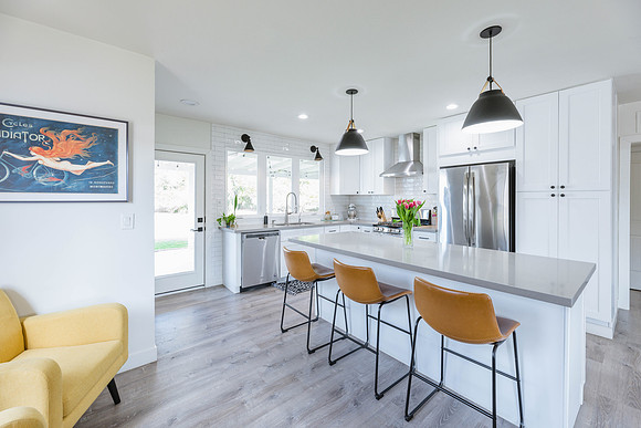 1326 W Roma Ave-8403