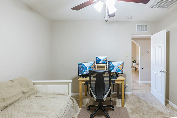 2163 W Flower St-0402
