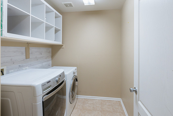 11014 W Elm St-3542