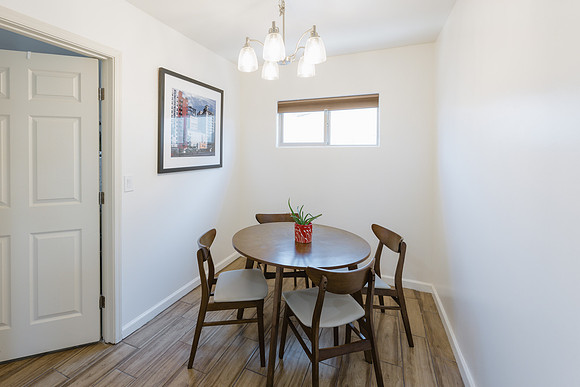 1546 W Pierce St-9884
