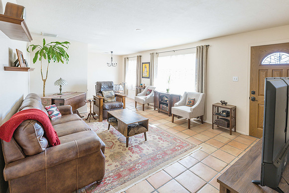 3750 W Marshall Ave-7127