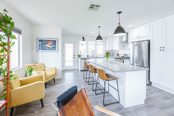 1326 W Roma Ave-8393
