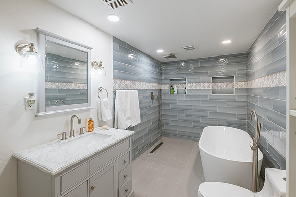 2163 W Flower St-0501