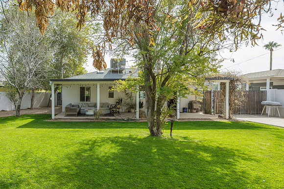 1326 W Roma Ave-8457